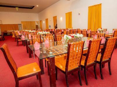 Delma Mount View Hotel كاندي المظهر الخارجي الصورة