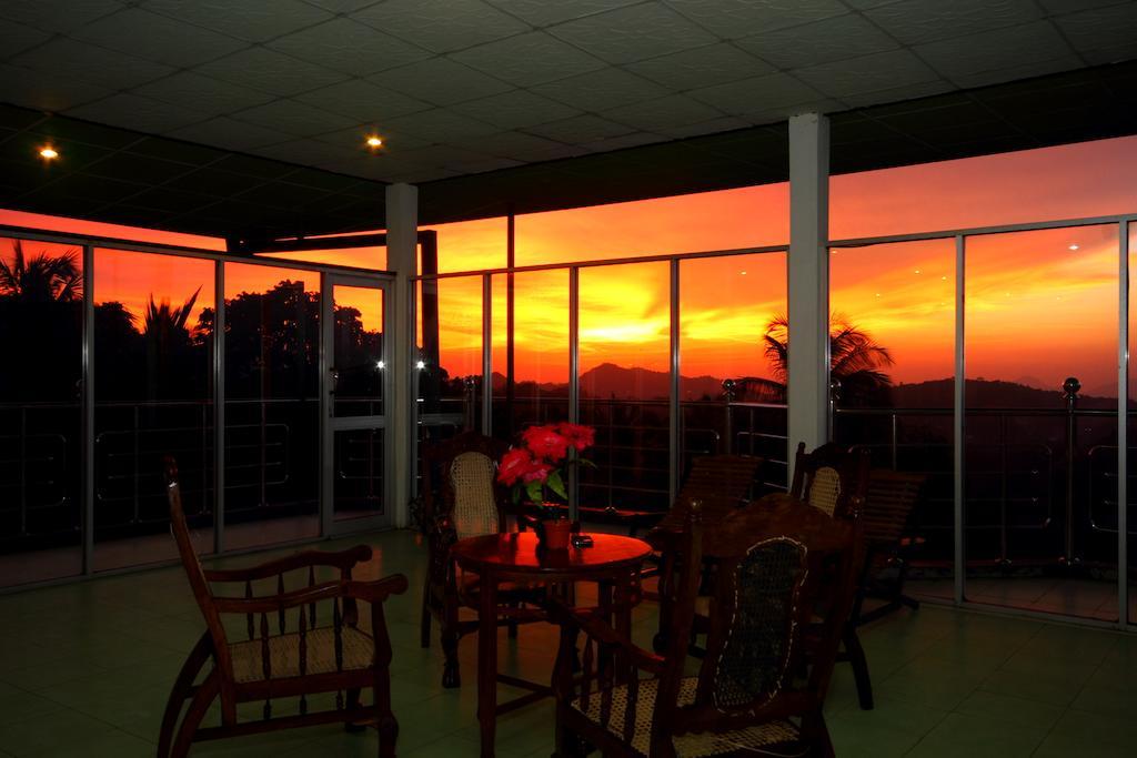 فندق كانديفي  Delma Mount View المظهر الخارجي الصورة